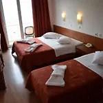 Otel Kiani Akti