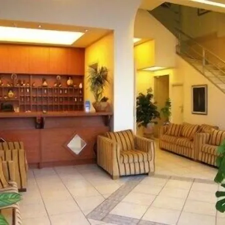 Kiani Akti Отель