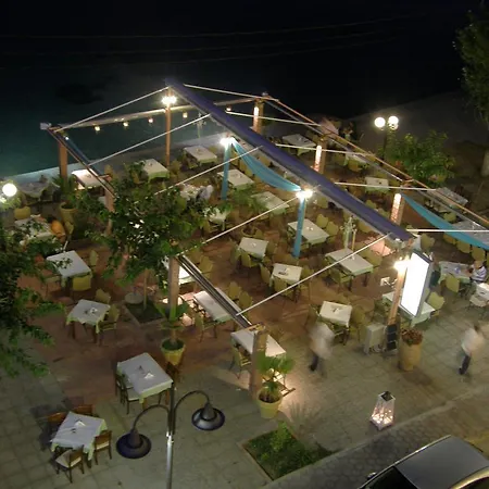 Otel Kiani Akti