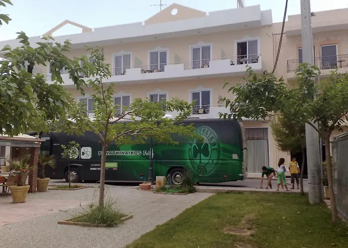 Ξενοδοχείο Kiani Akti 2*