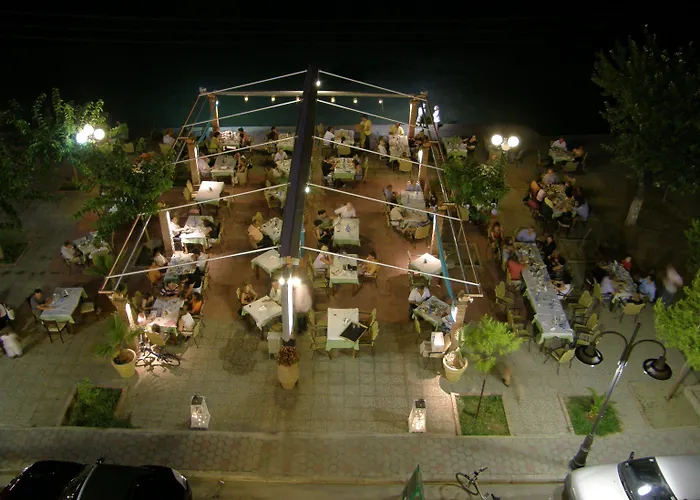 מלון Kiani Akti Selianítika